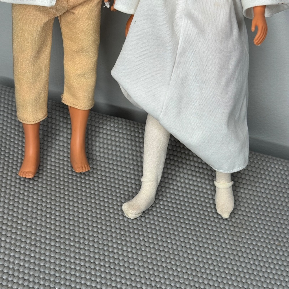 Vintage Star Wars 12" Action Figures - Luke Skywalker & Princess Leia Dolls - Picture 2 of 11